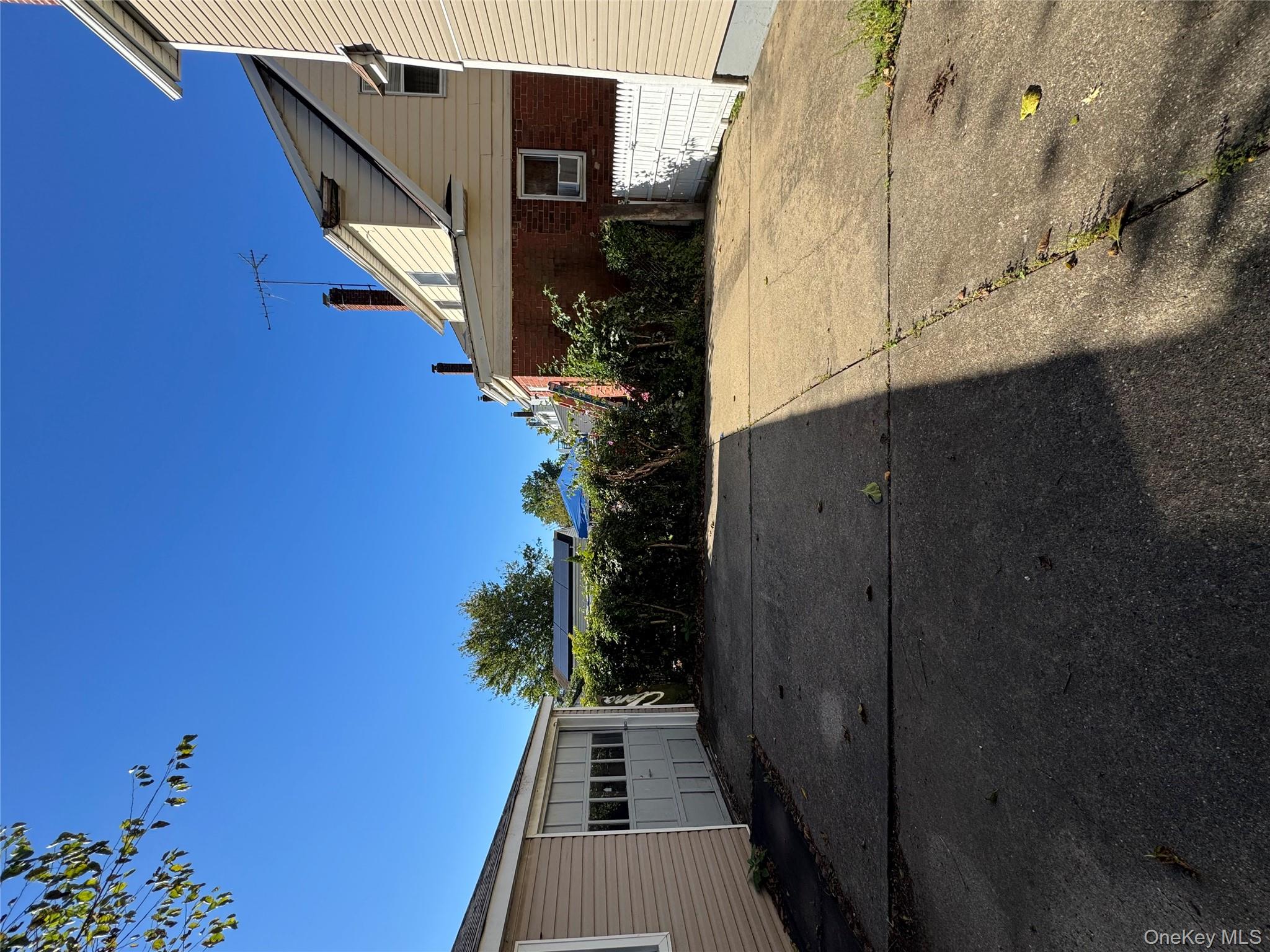 19 Jacob Street, Elmont, NY 11003