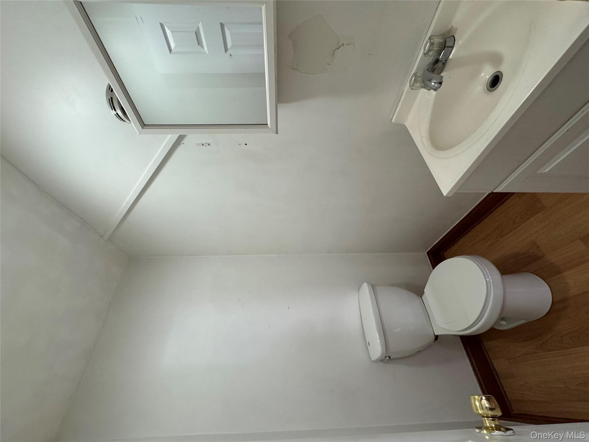 19 Jacob Street, Elmont, NY 11003