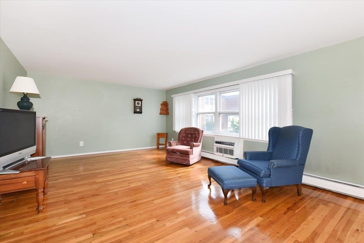 200 Farber Drive # 200, West Babylon, NY 11704