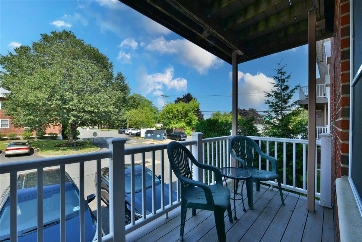 200 Farber Drive # 200, West Babylon, NY 11704