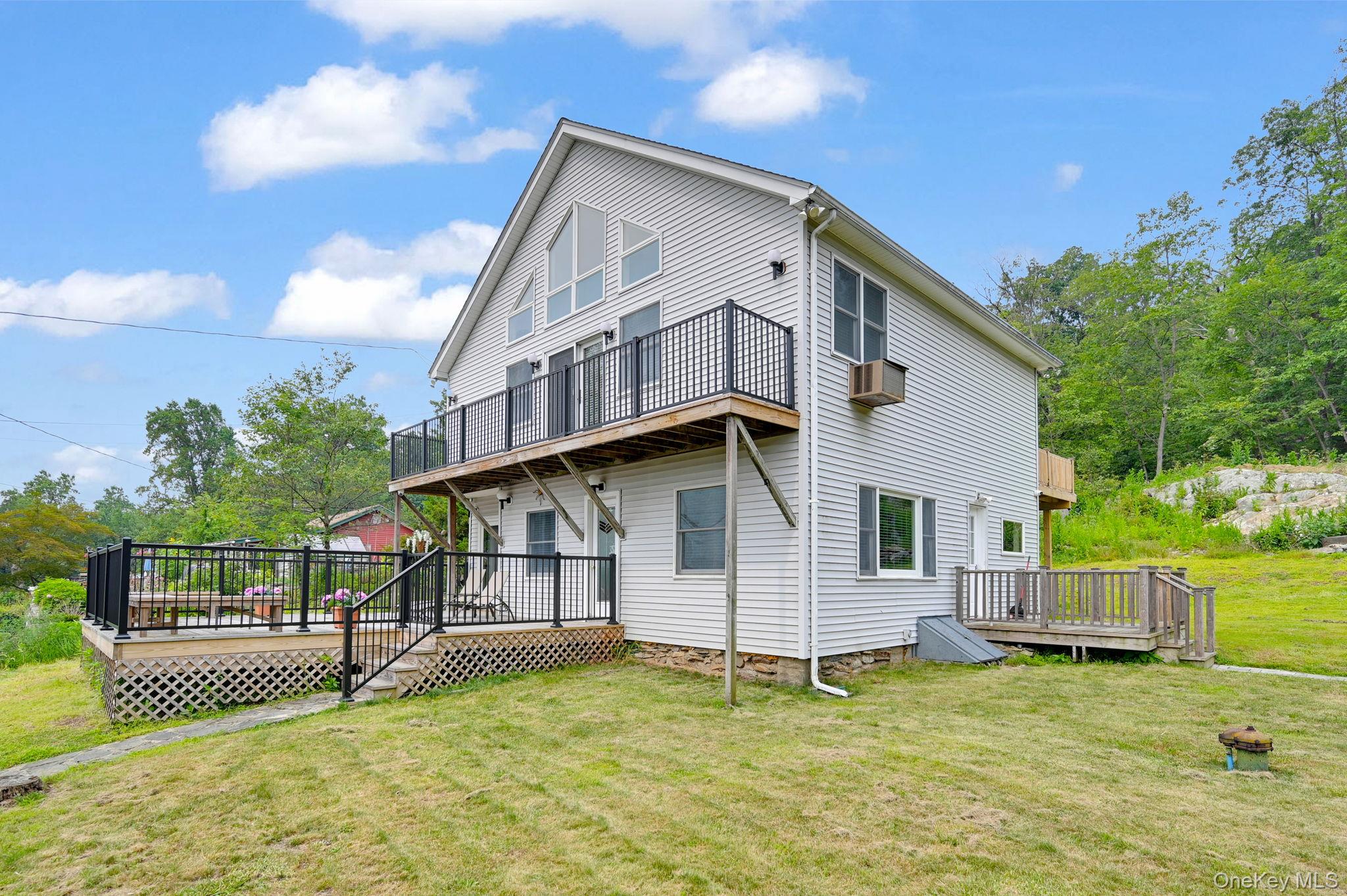 47 Blueberry Hill, Greenwood Lake, NY 10925