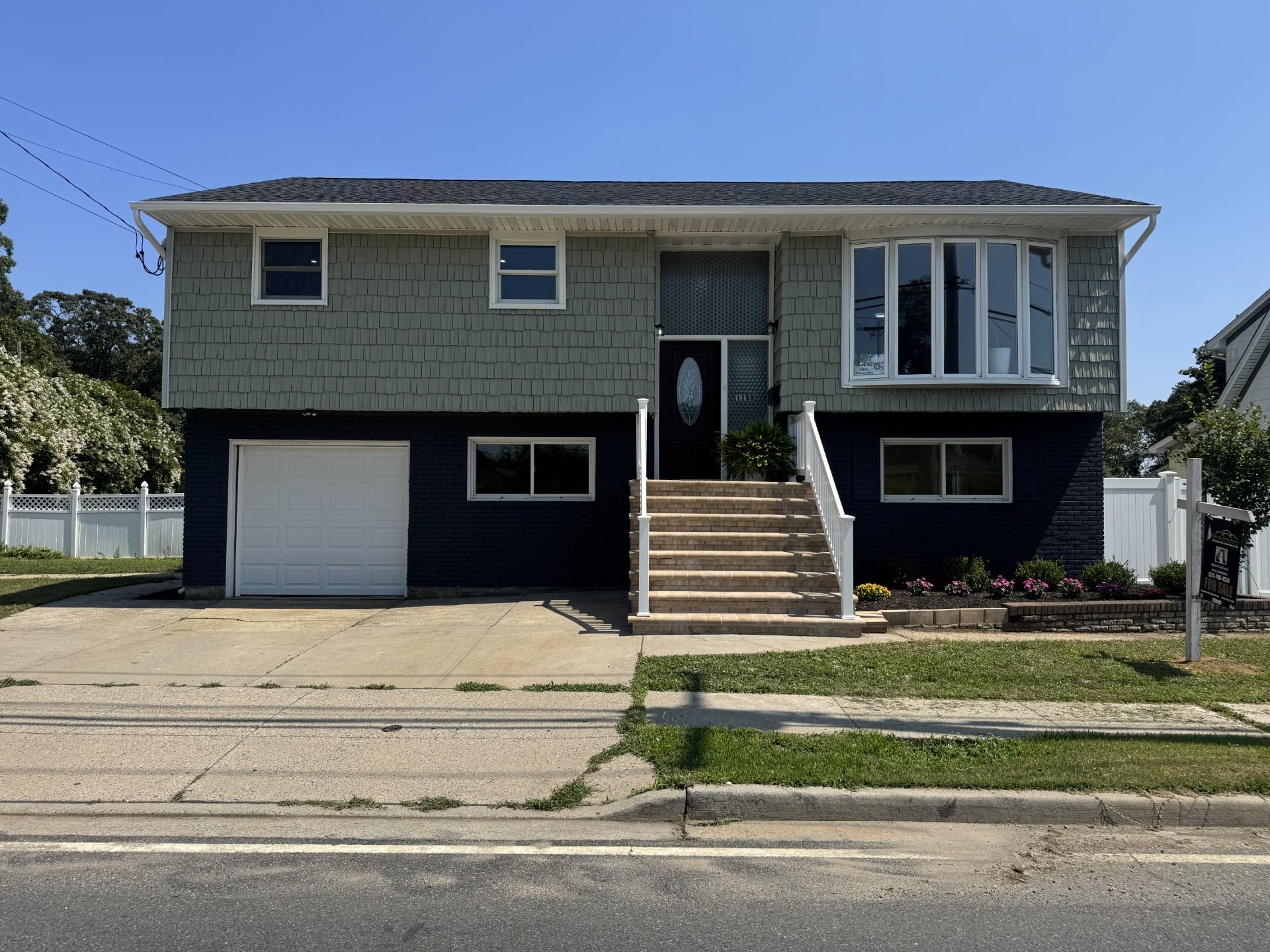 1259 Woodfield Road, Rockville Centre, NY 11570