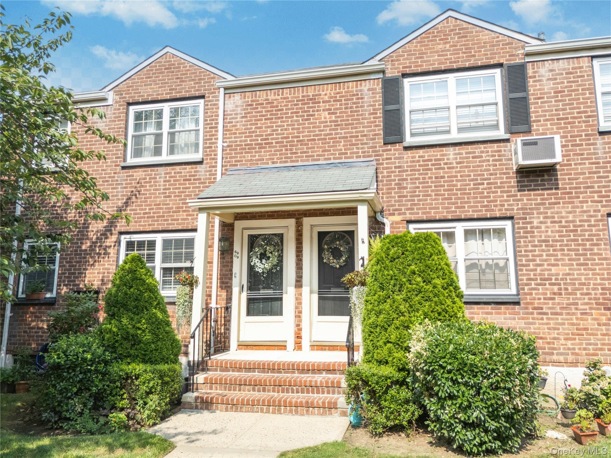 69-09 215th Street # Lower 1, Bayside, NY 11364