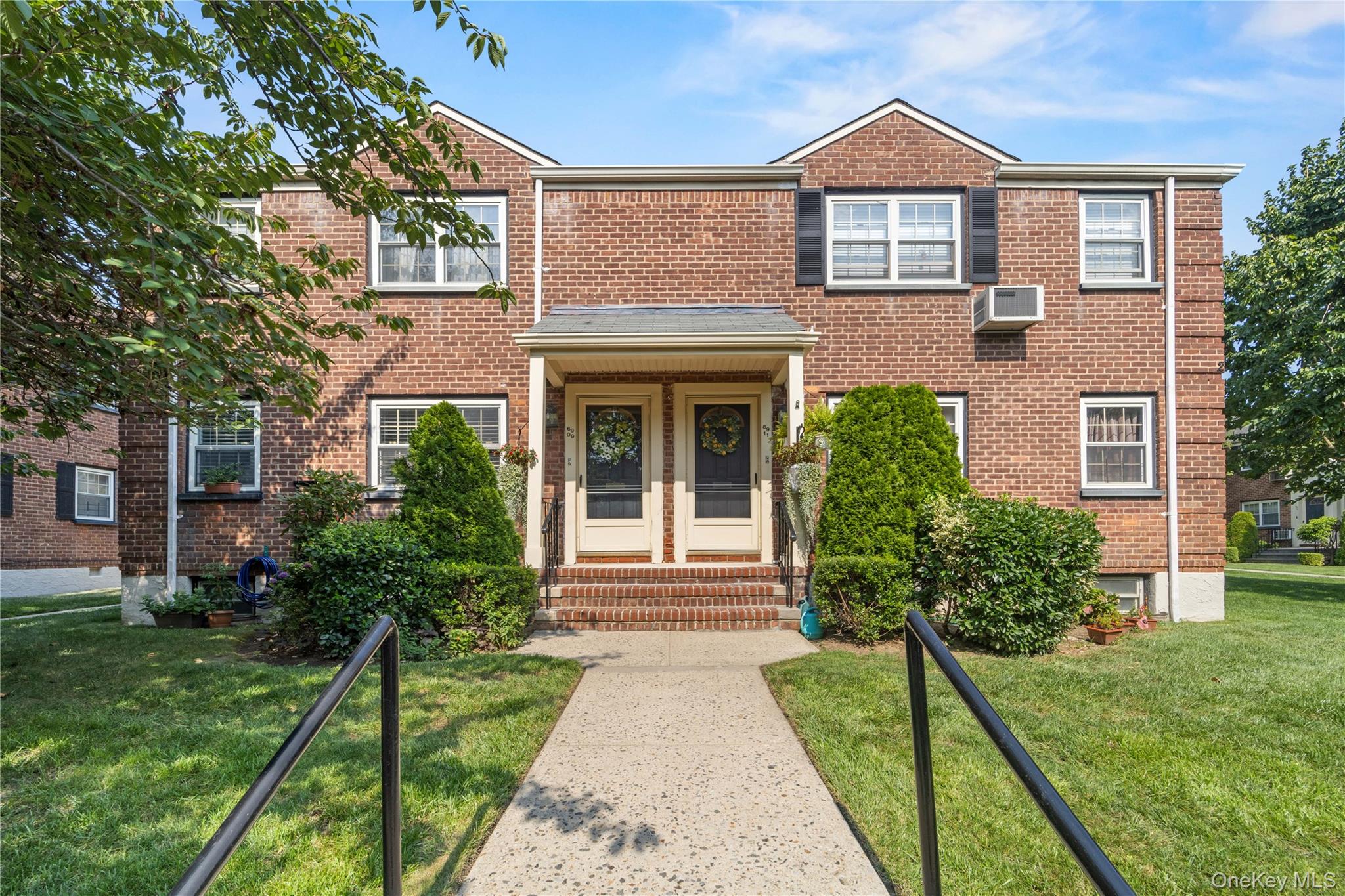 69-09 215th Street # Lower 1, Bayside, NY 11364