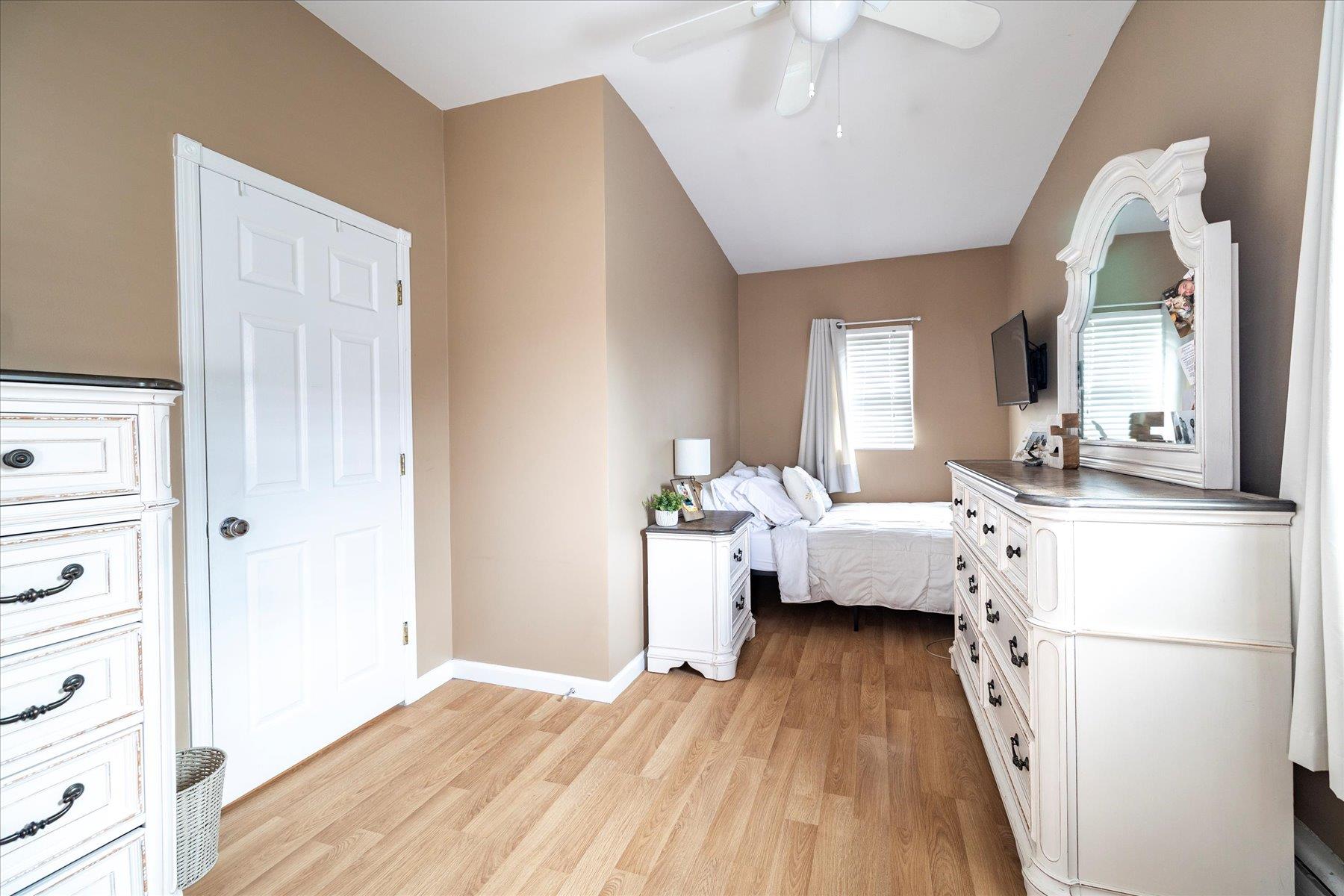 2534 Yorktown Street, Oceanside, NY 11572