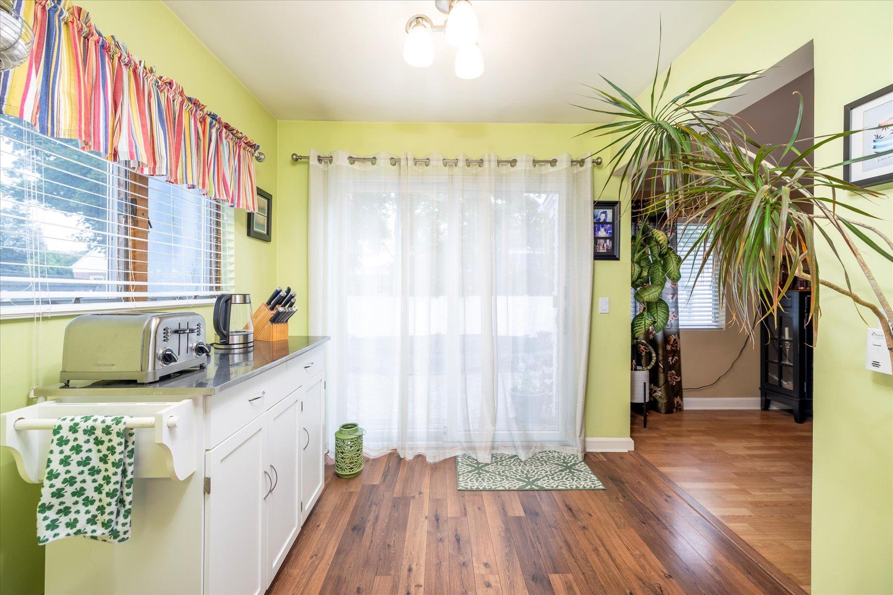 2534 Yorktown Street, Oceanside, NY 11572