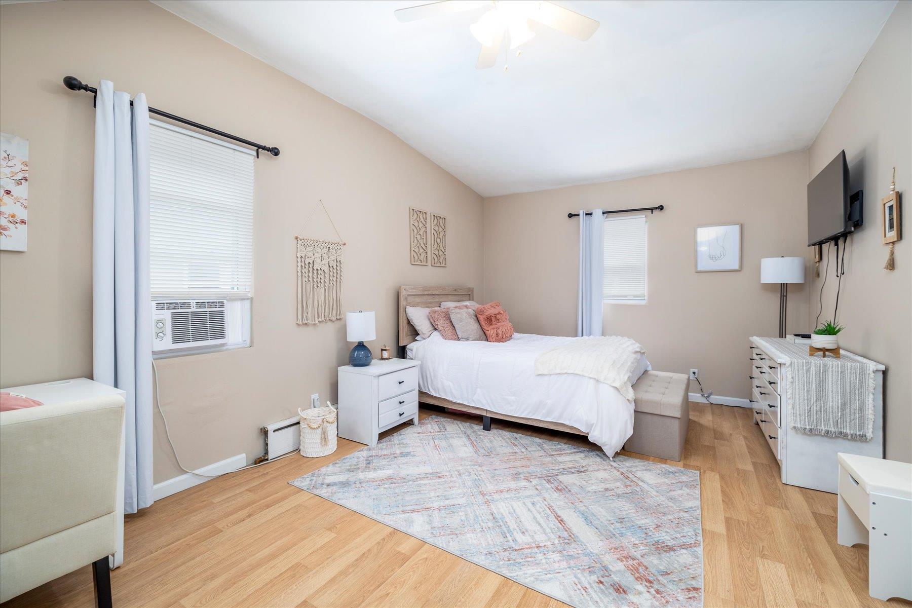 2534 Yorktown Street, Oceanside, NY 11572