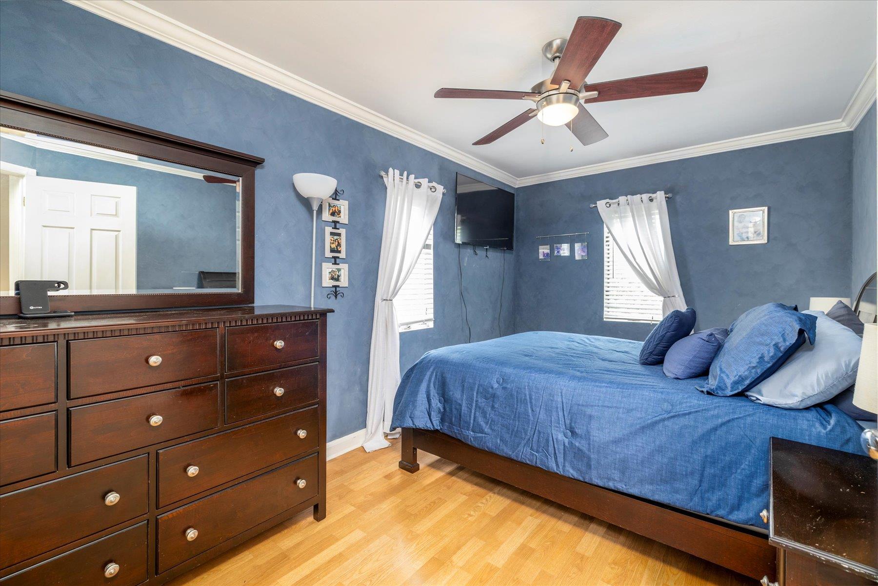 2534 Yorktown Street, Oceanside, NY 11572