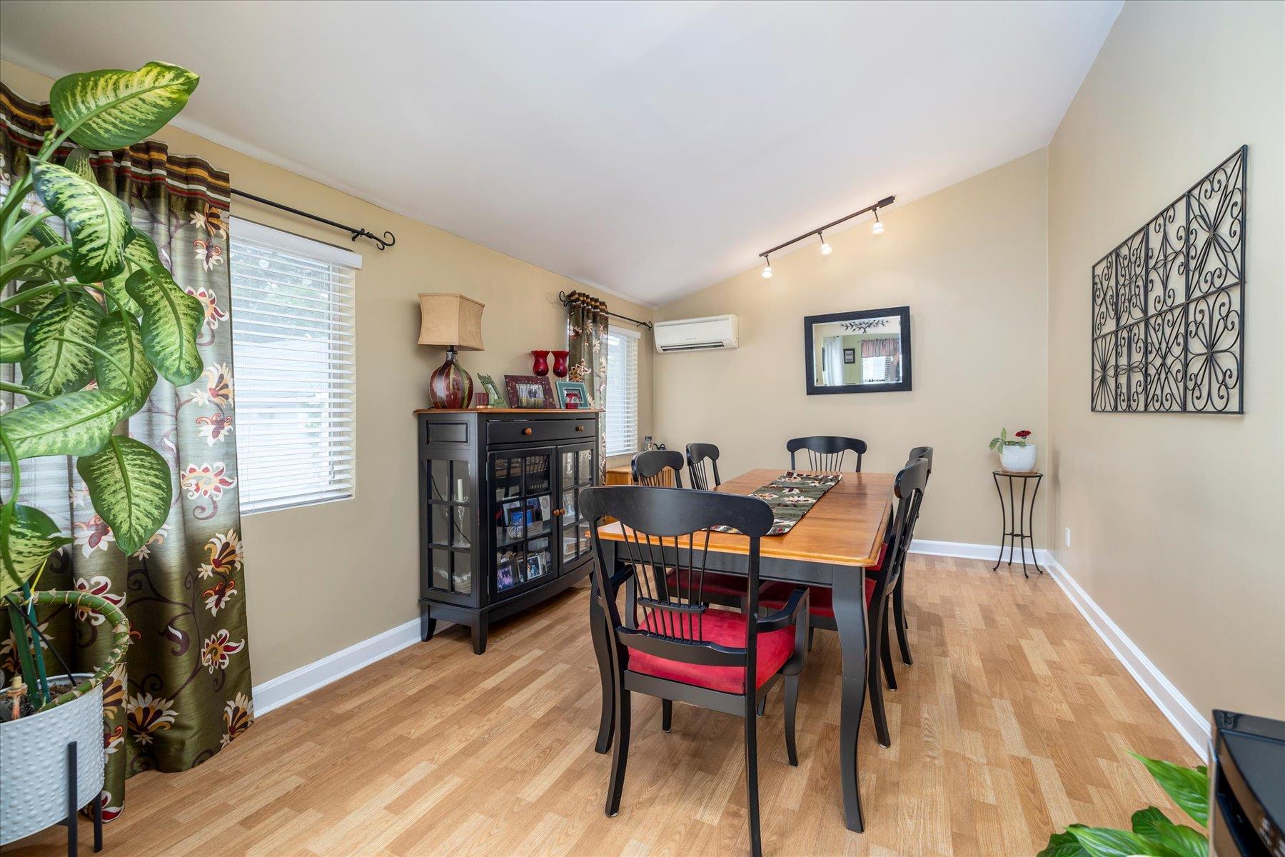 2534 Yorktown Street, Oceanside, NY 11572