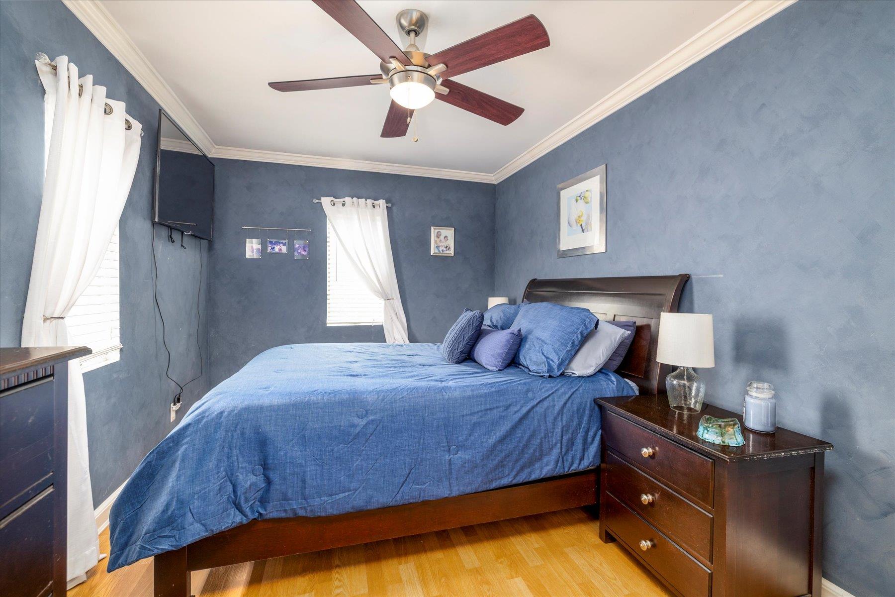 2534 Yorktown Street, Oceanside, NY 11572