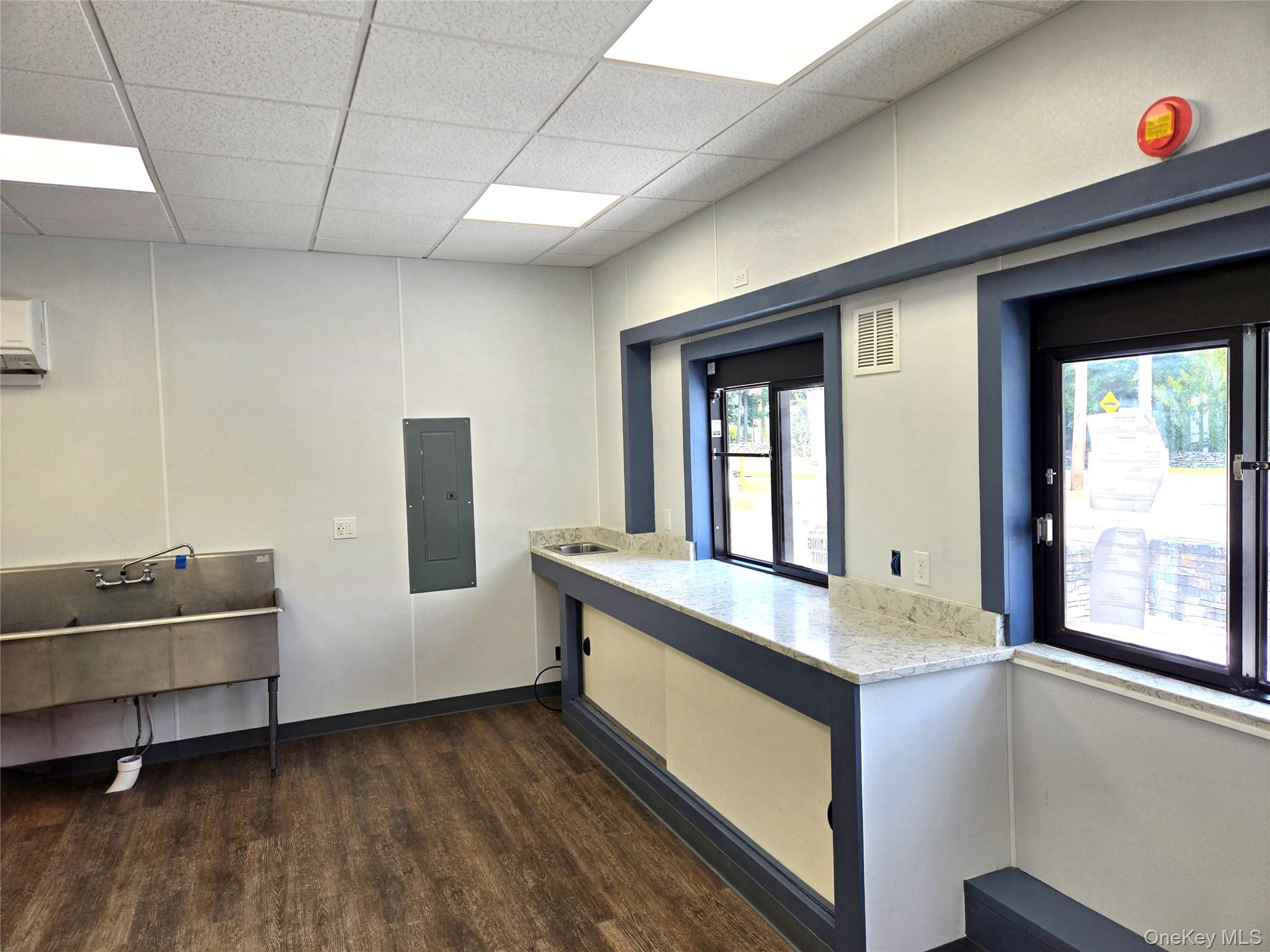 815-817 Violet Avenue, Hyde Park, NY 12538