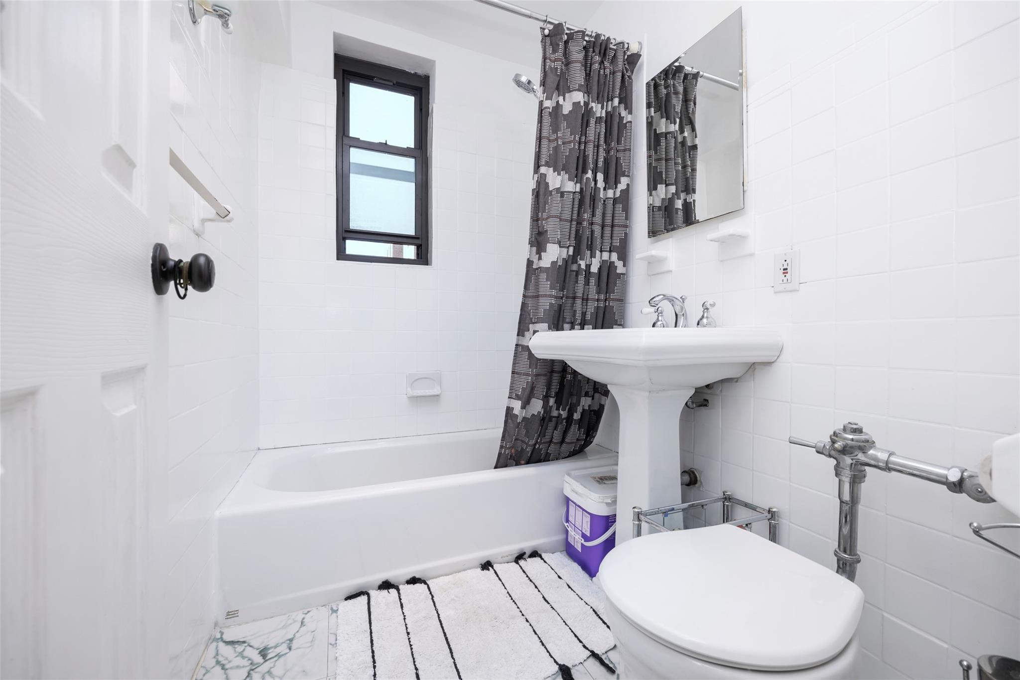 38-15 149th Street # 1G, Flushing, NY 11354