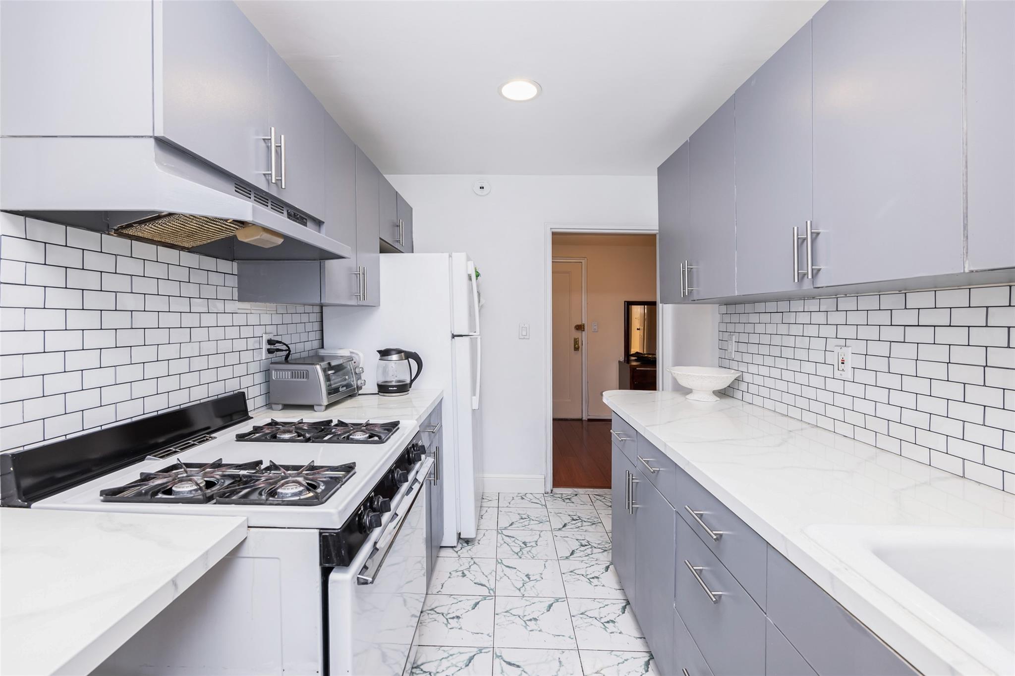 38-15 149th Street # 1G, Flushing, NY 11354