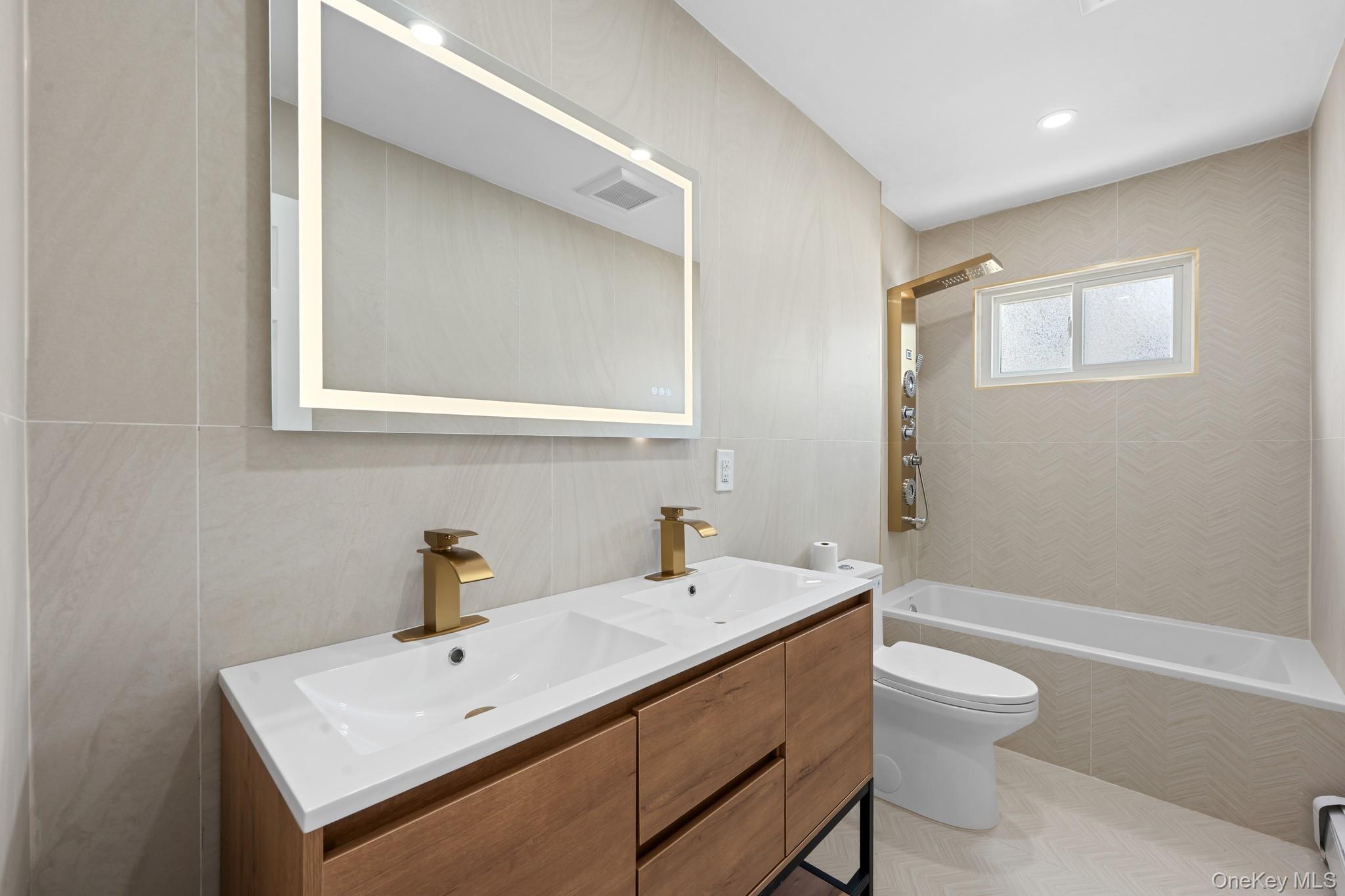 7 Stanley Place, Hempstead, NY 11550