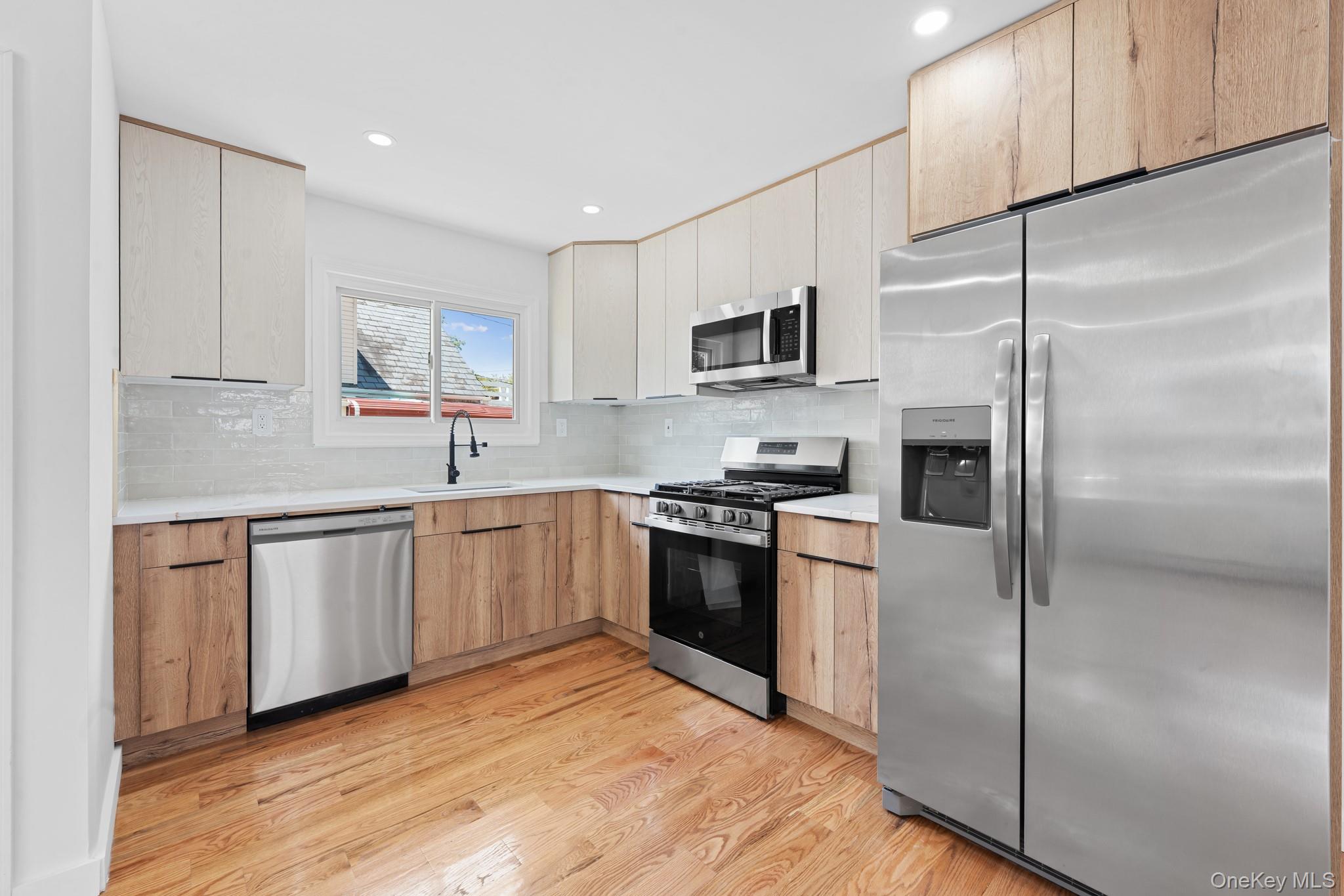 7 Stanley Place, Hempstead, NY 11550