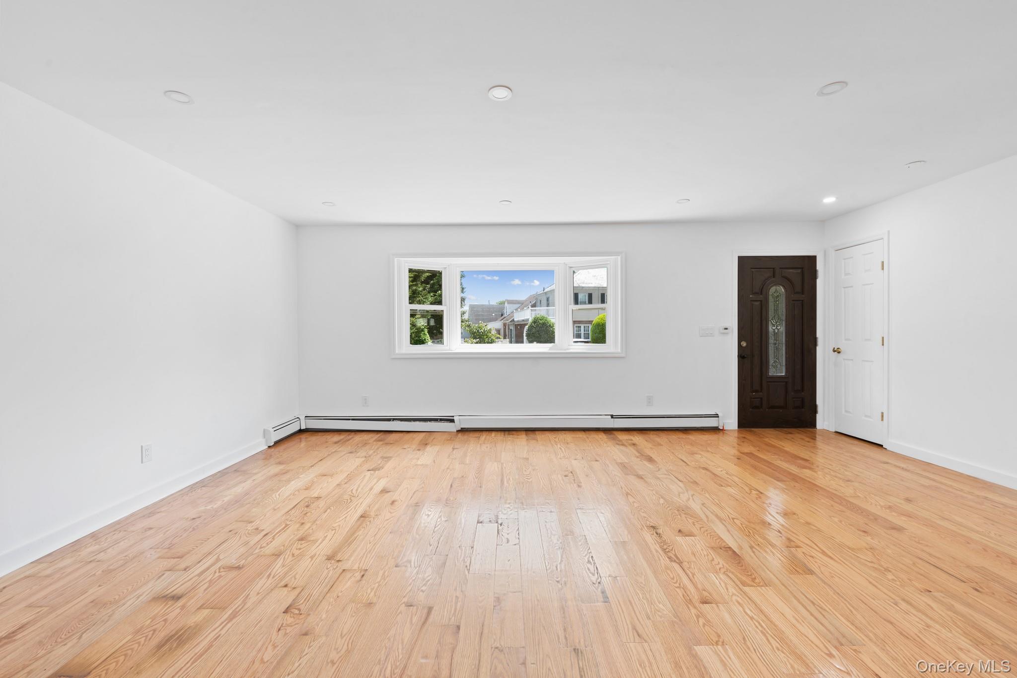 7 Stanley Place, Hempstead, NY 11550