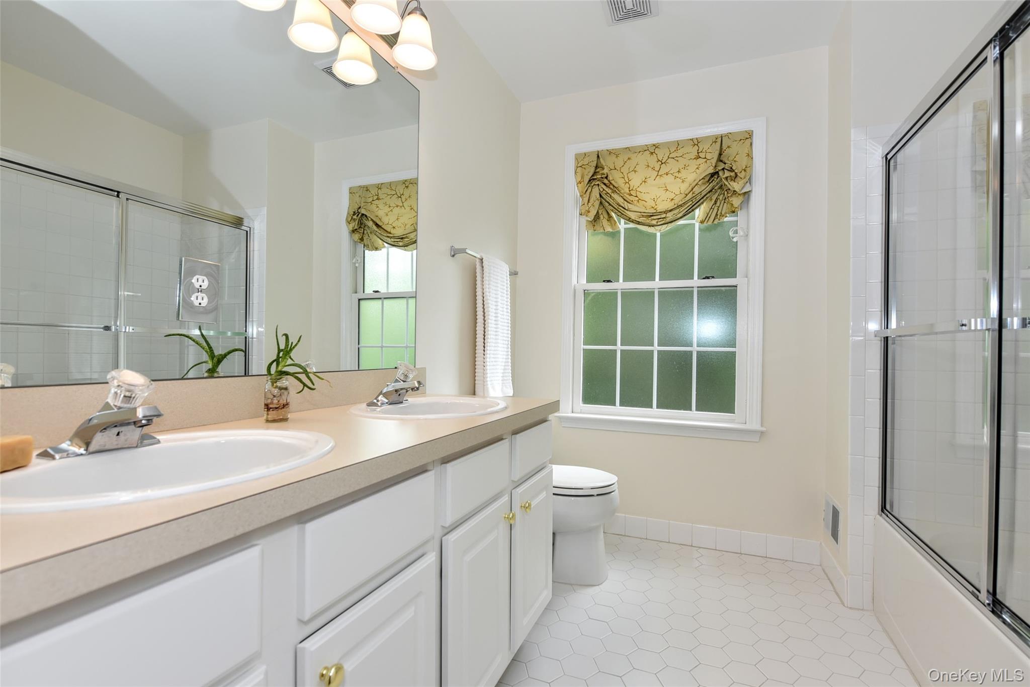 64 Cedar Drive, Tuxedo Park, NY 10987