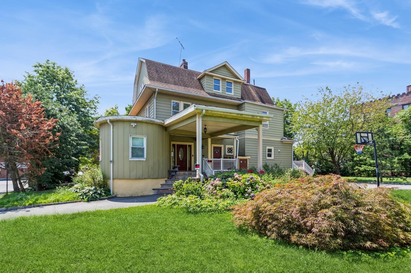 24 Kress Avenue, New Rochelle, NY 10801