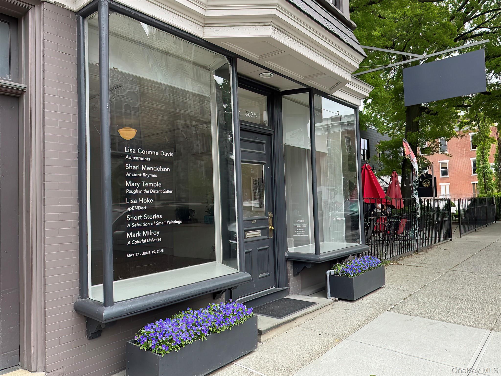 362 1/2 Warren Street, Hudson, NY 12534