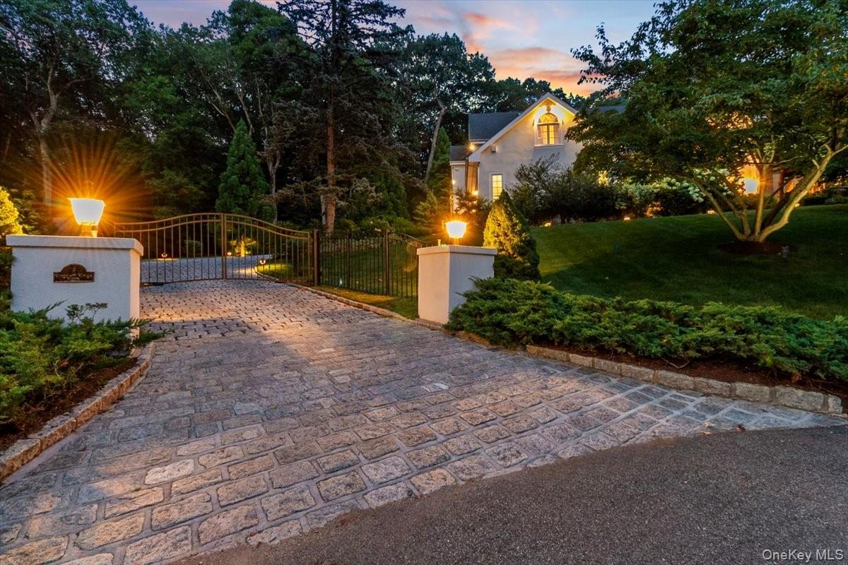 19 Kingdom Ridge Road, Bedford, NY 10506