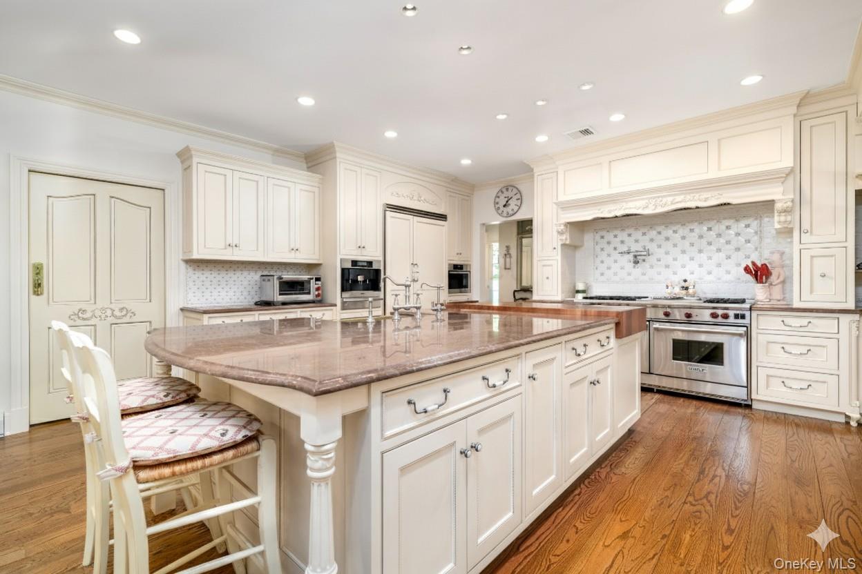 19 Kingdom Ridge Road, Bedford, NY 10506