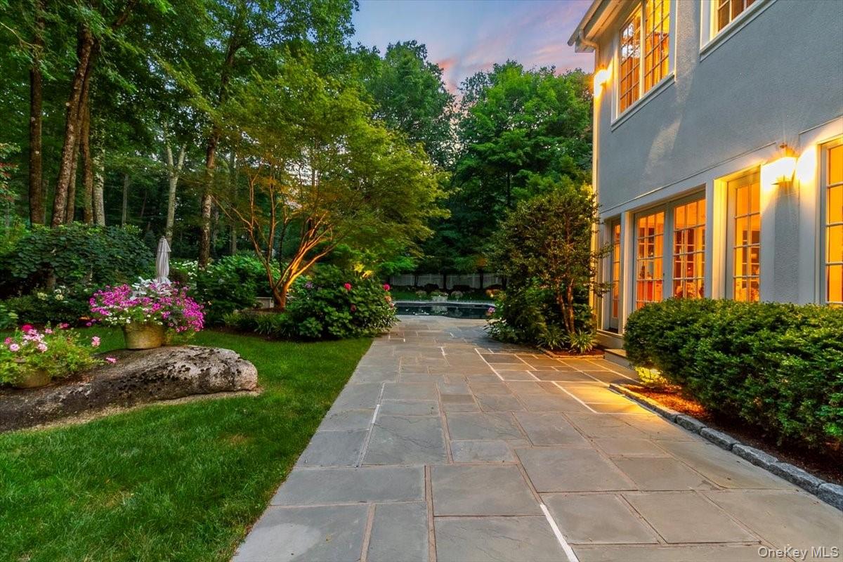 19 Kingdom Ridge Road, Bedford, NY 10506