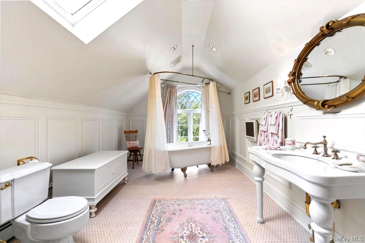 19 Kingdom Ridge Road, Bedford, NY 10506