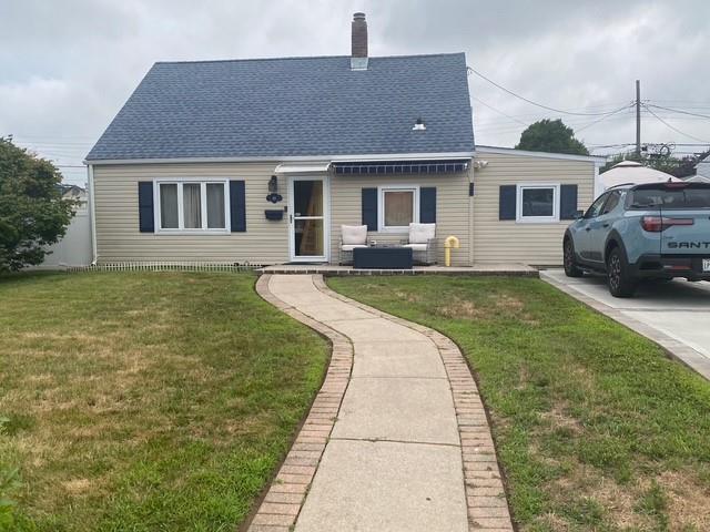 10 Barnyard Lane, Levittown, NY 11756