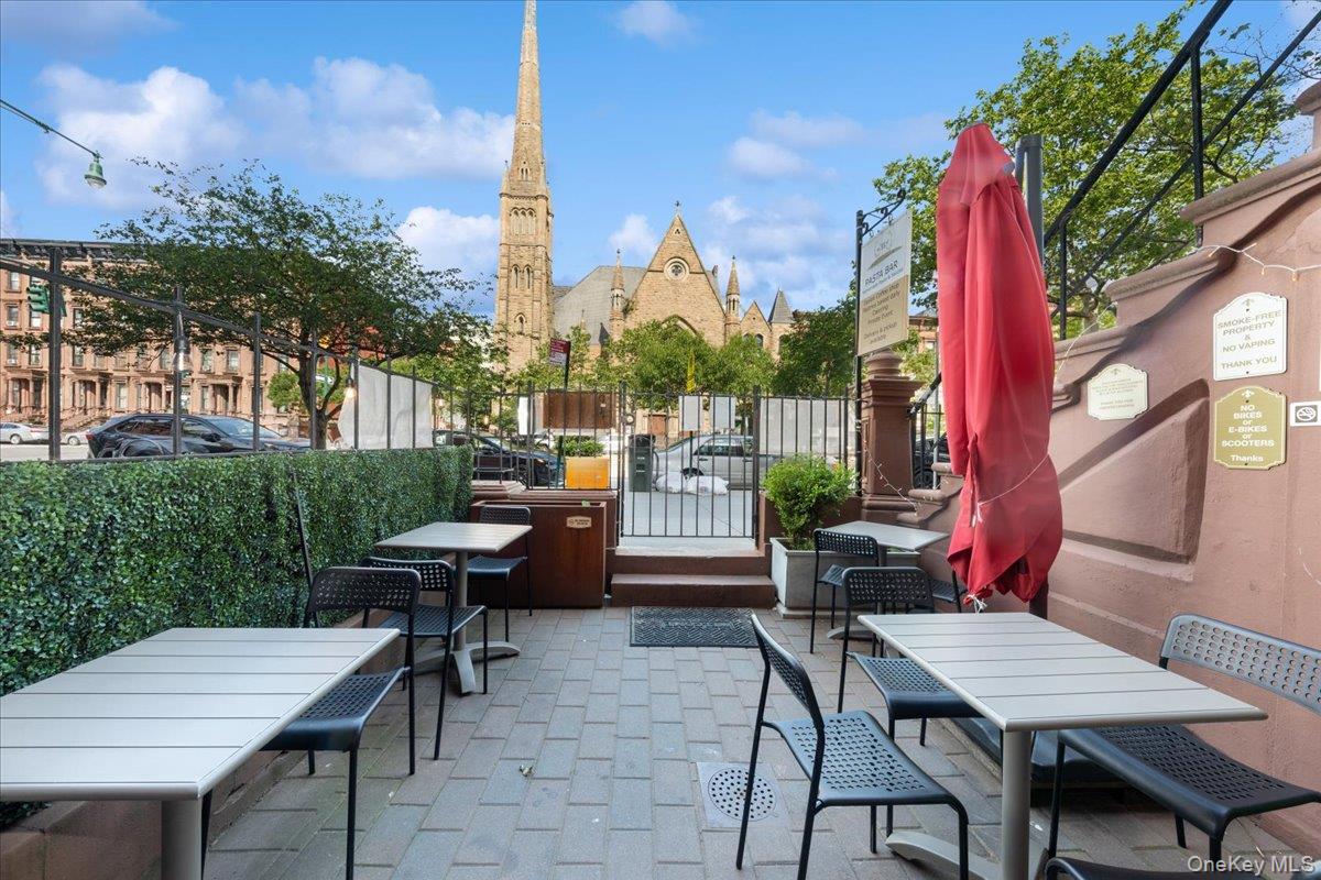 264 Lenox Avenue, New York (Manhattan), NY 10027