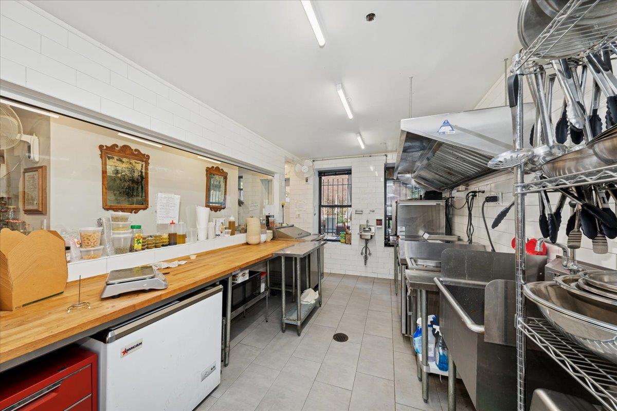 264 Lenox Avenue, New York (Manhattan), NY 10027