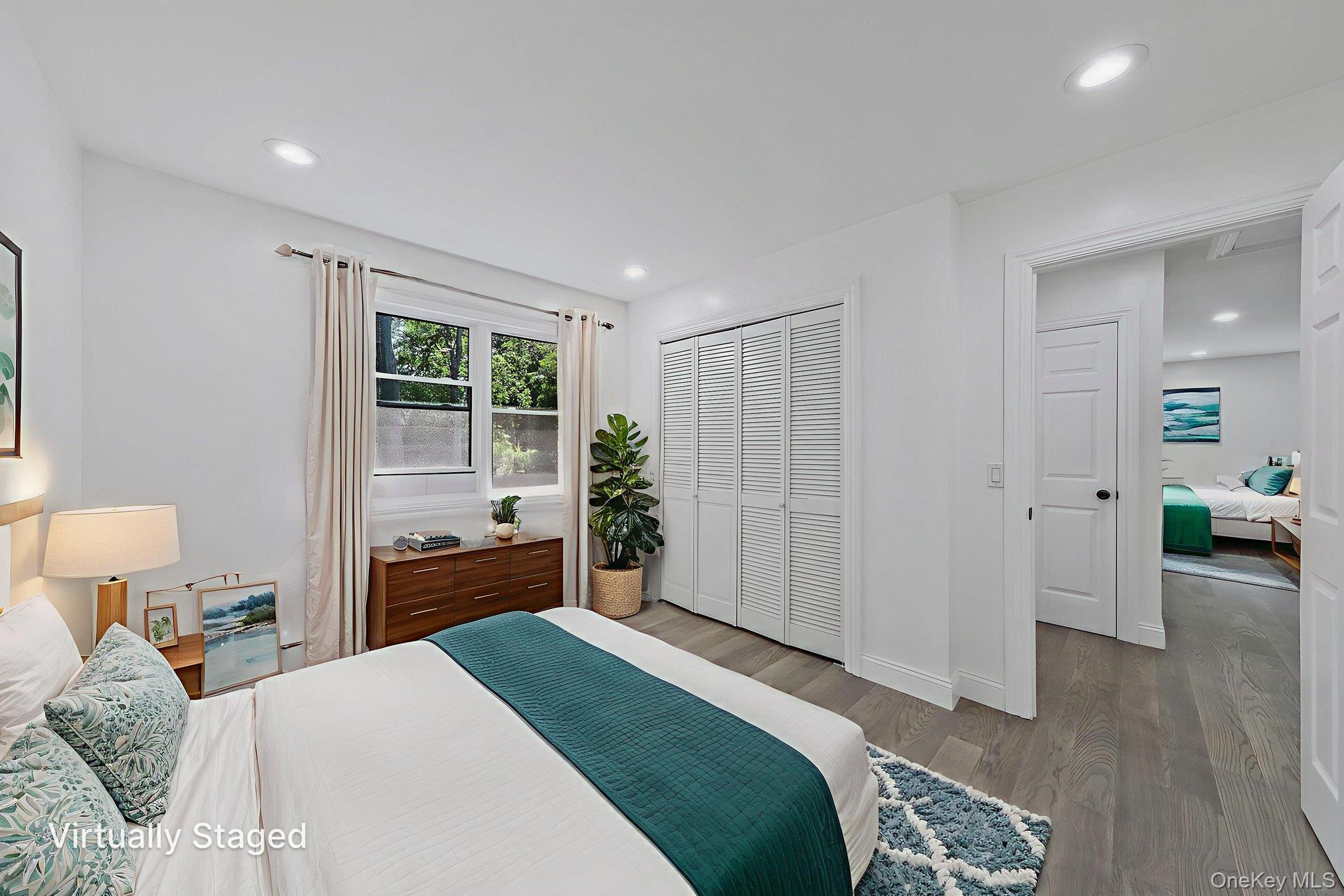 38 Columbia, Westhampton, NY 11977