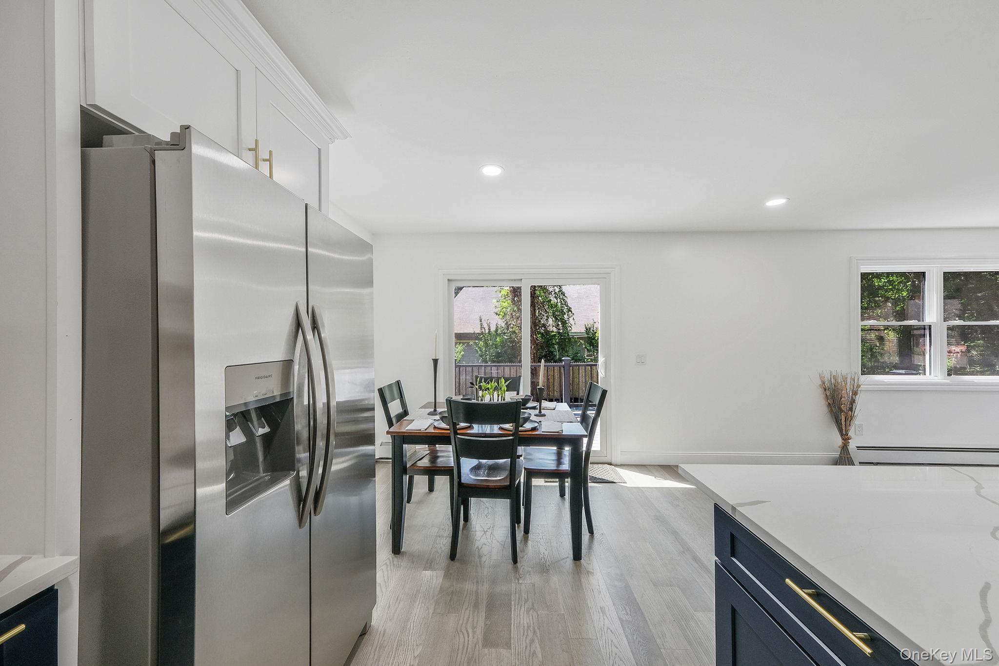 38 Columbia, Westhampton, NY 11977