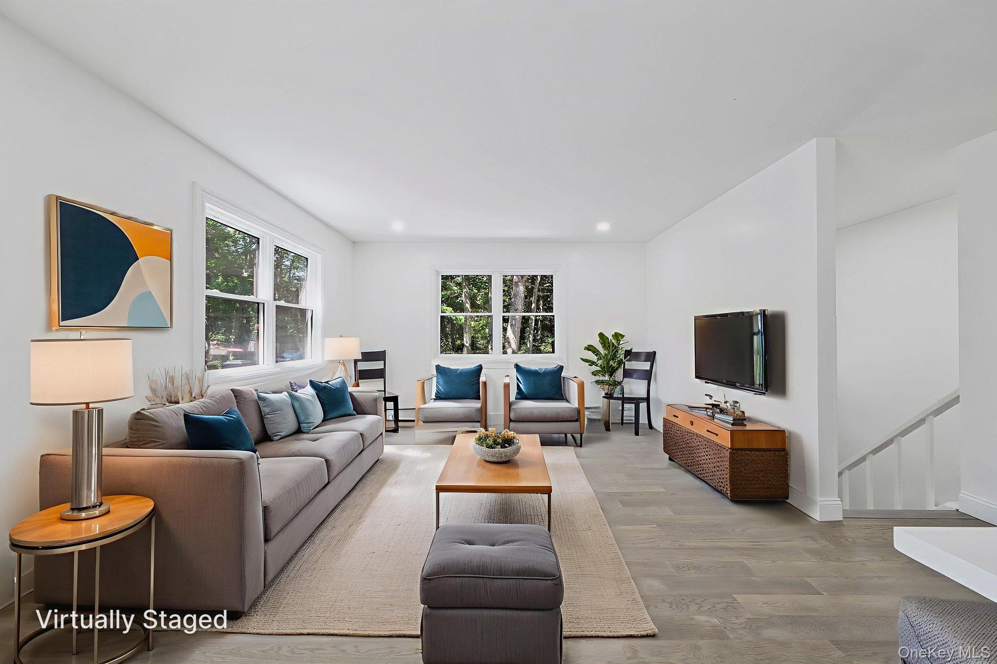 38 Columbia, Westhampton, NY 11977