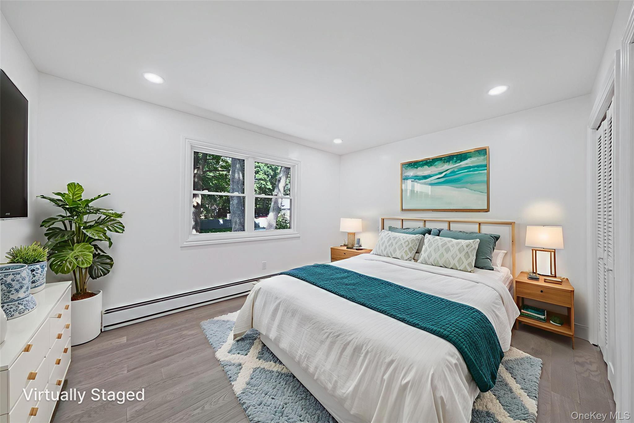 38 Columbia, Westhampton, NY 11977