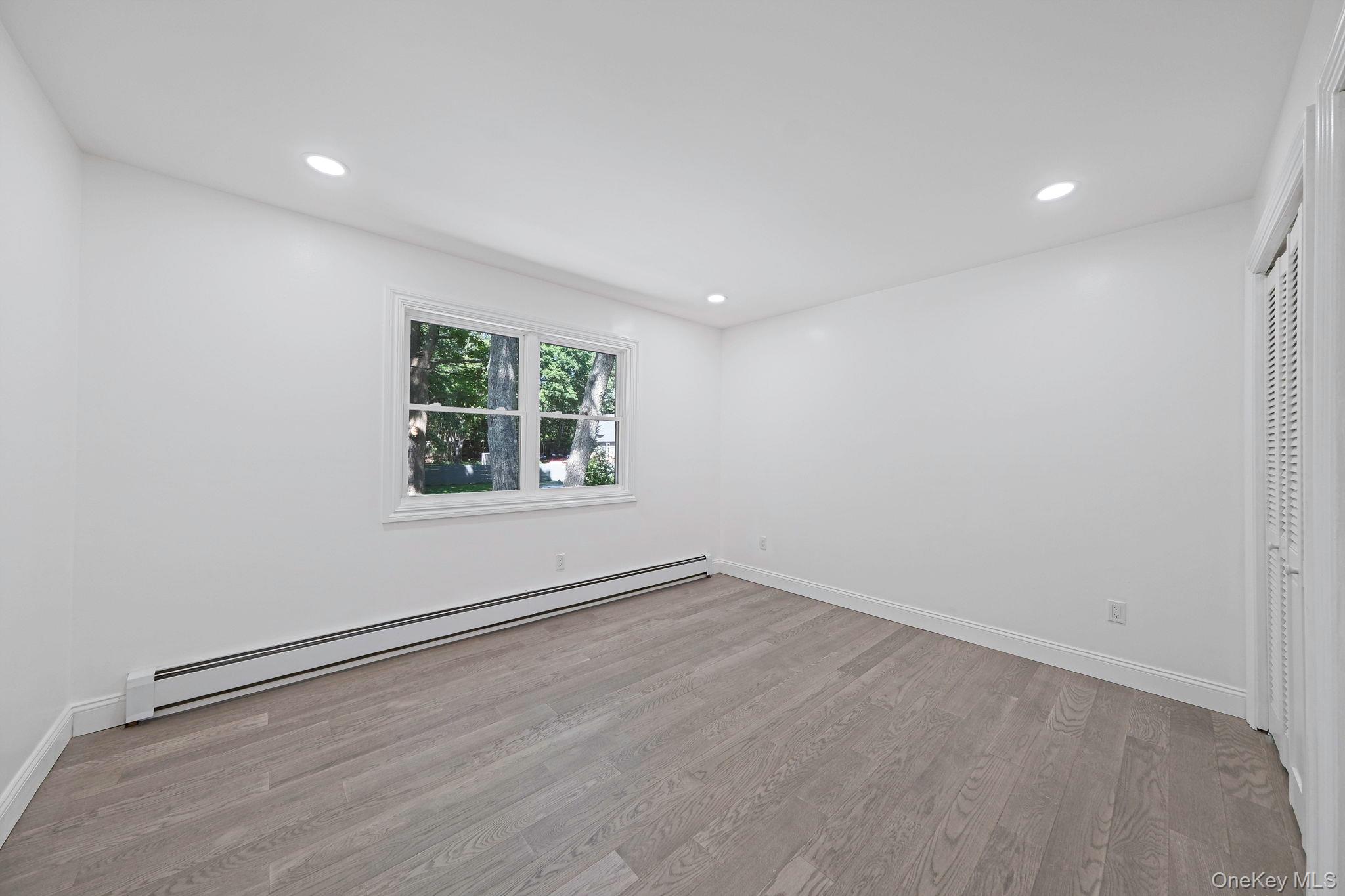 38 Columbia, Westhampton, NY 11977