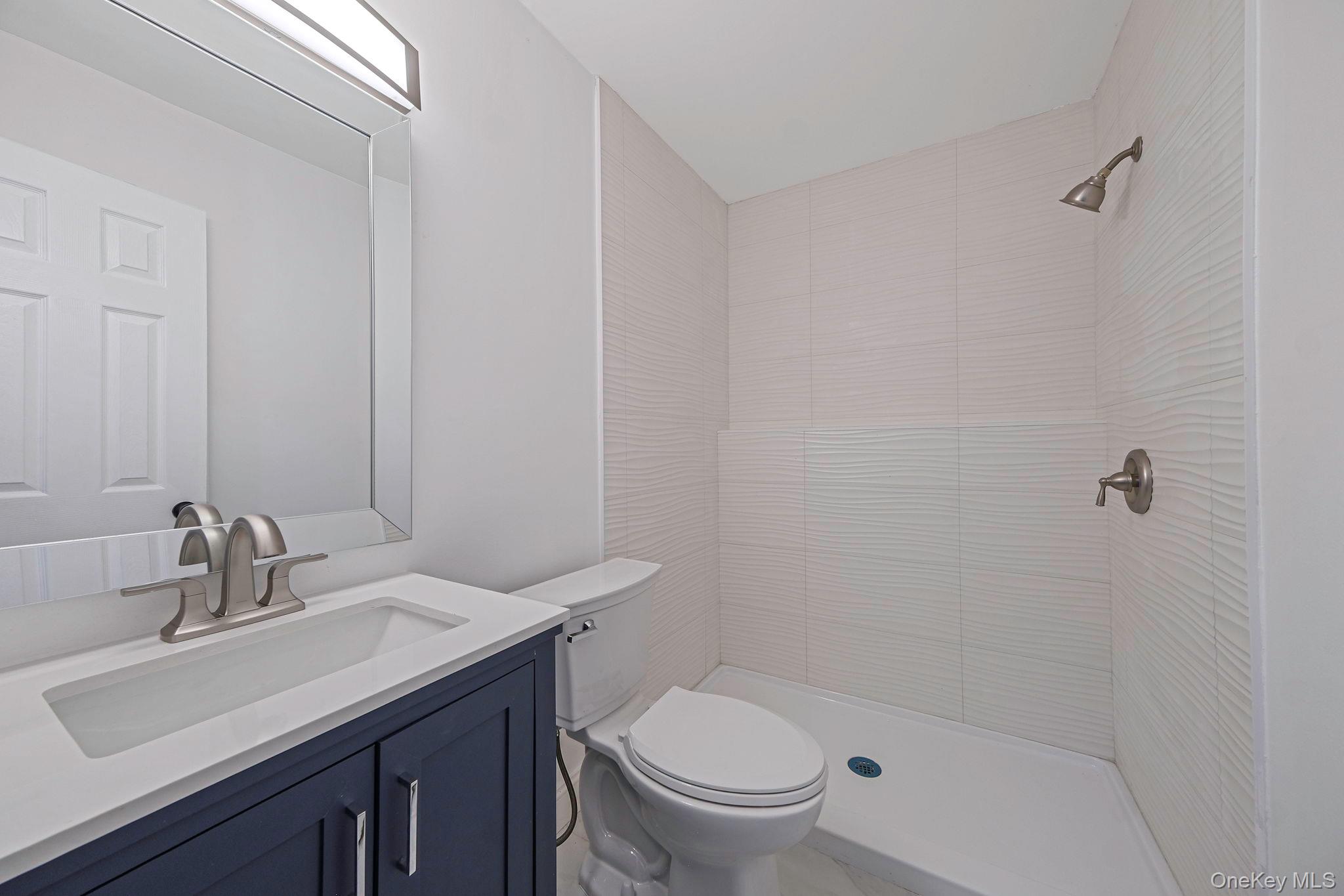 38 Columbia, Westhampton, NY 11977