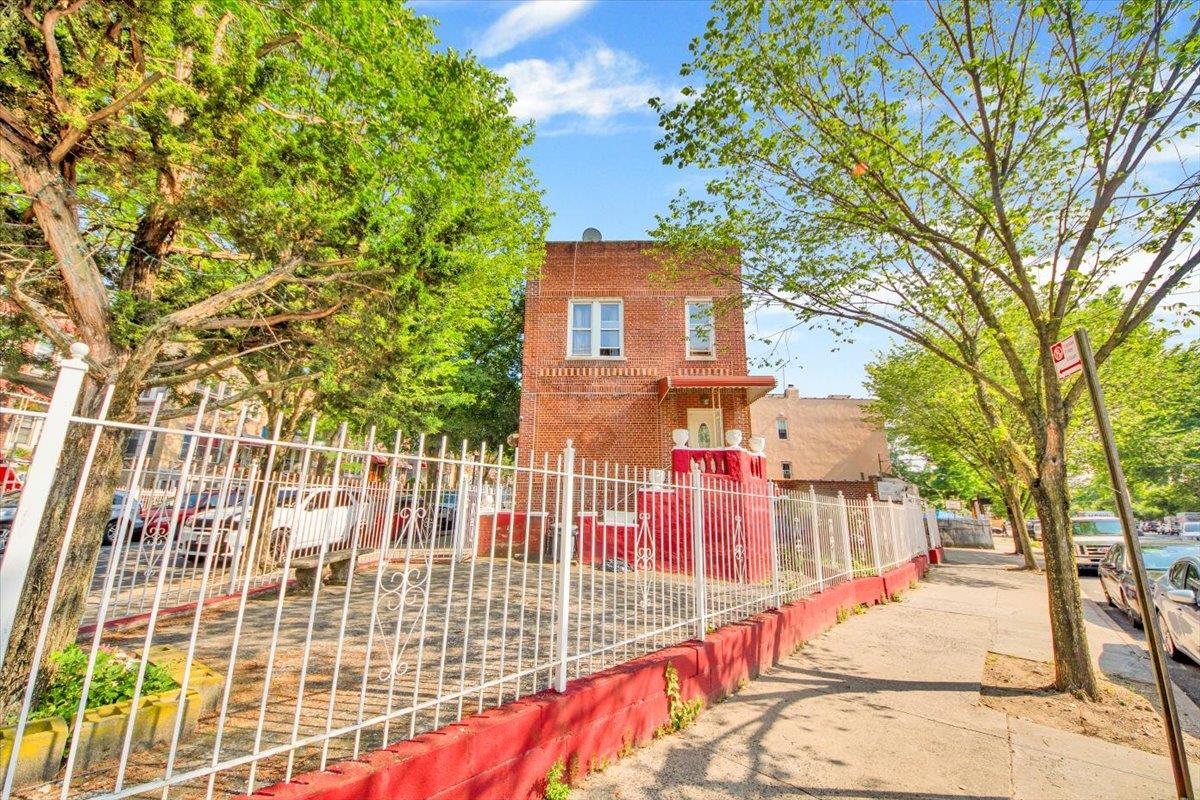 1349 Elder Avenue, Bronx, NY 10472