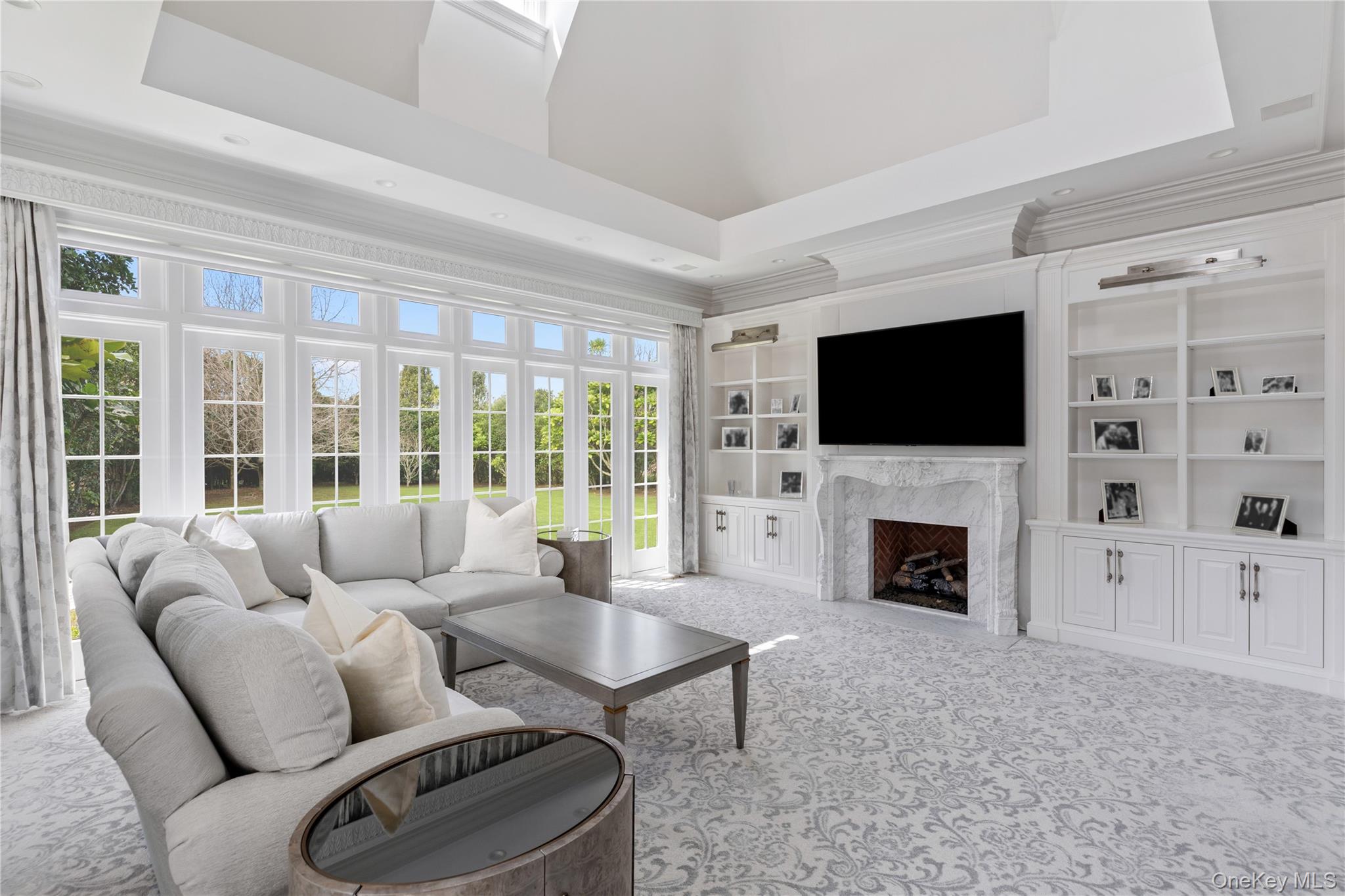 9 Hicks Lane, Sands Point, NY 11050