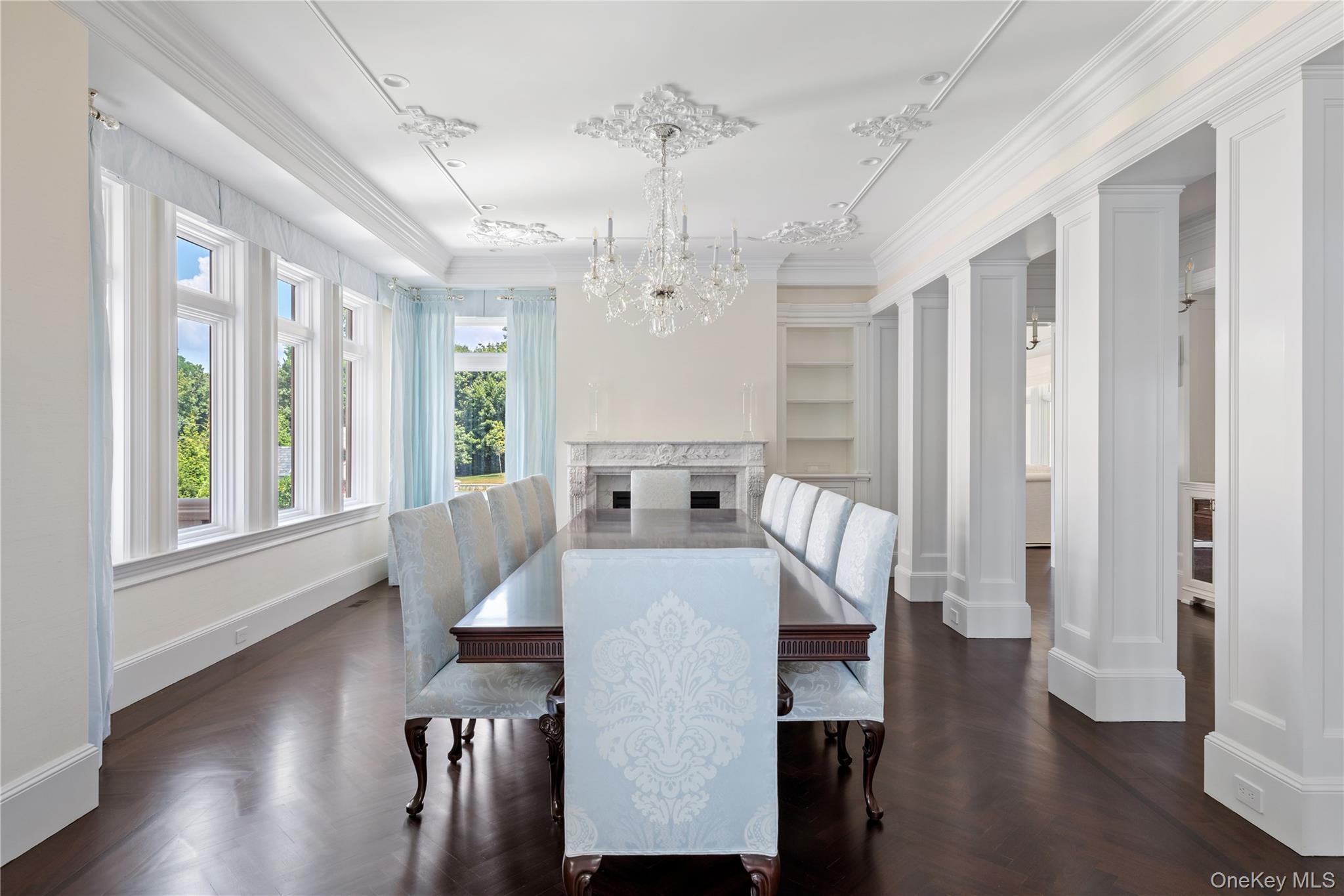 9 Hicks Lane, Sands Point, NY 11050