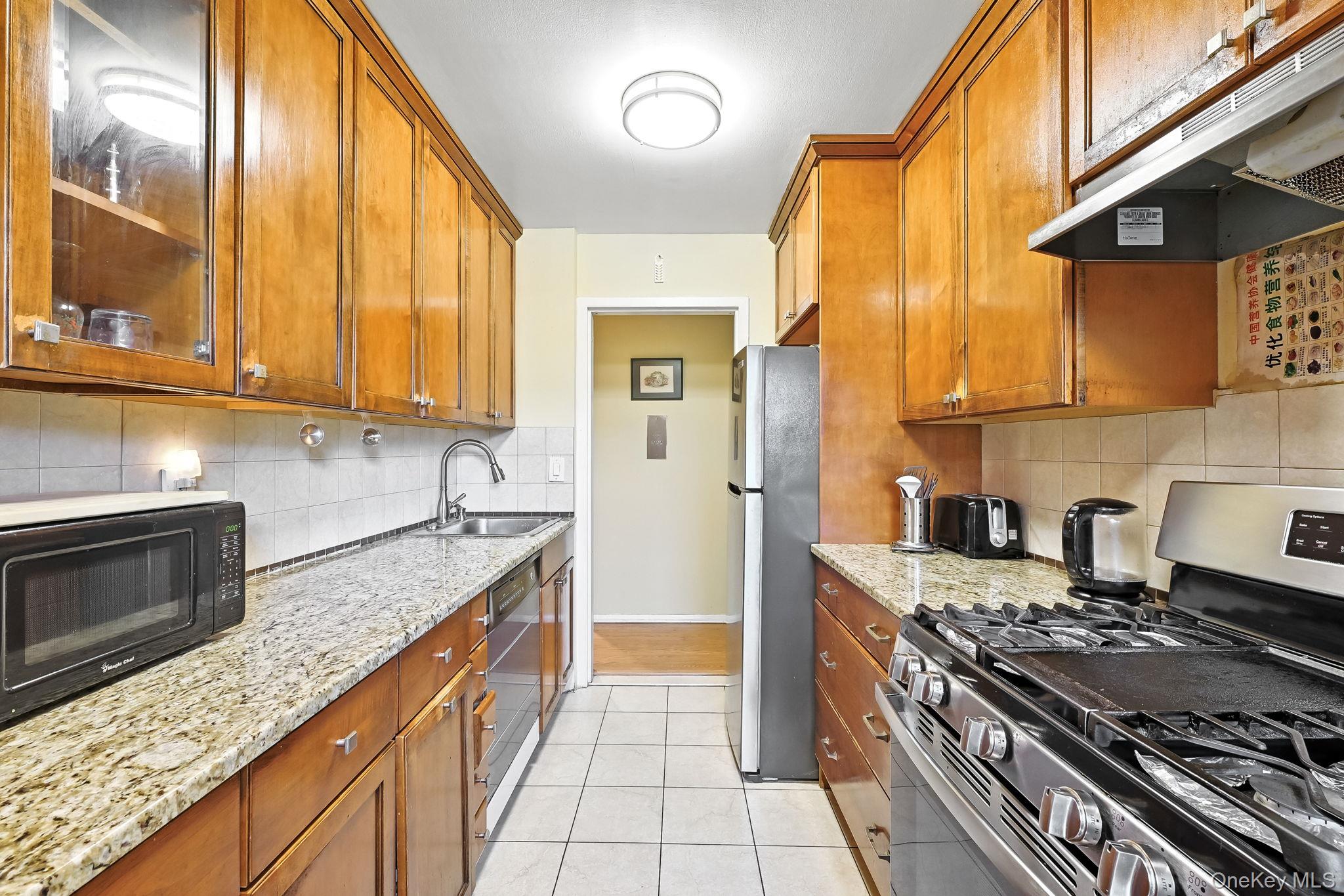 499 N Broadway # 1J, White Plains, NY 10603