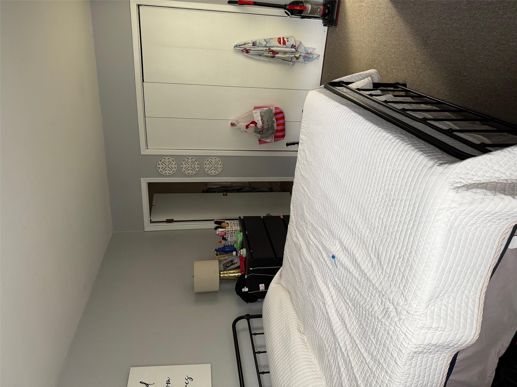 11949 6th Avenue, College Point, NY 11356