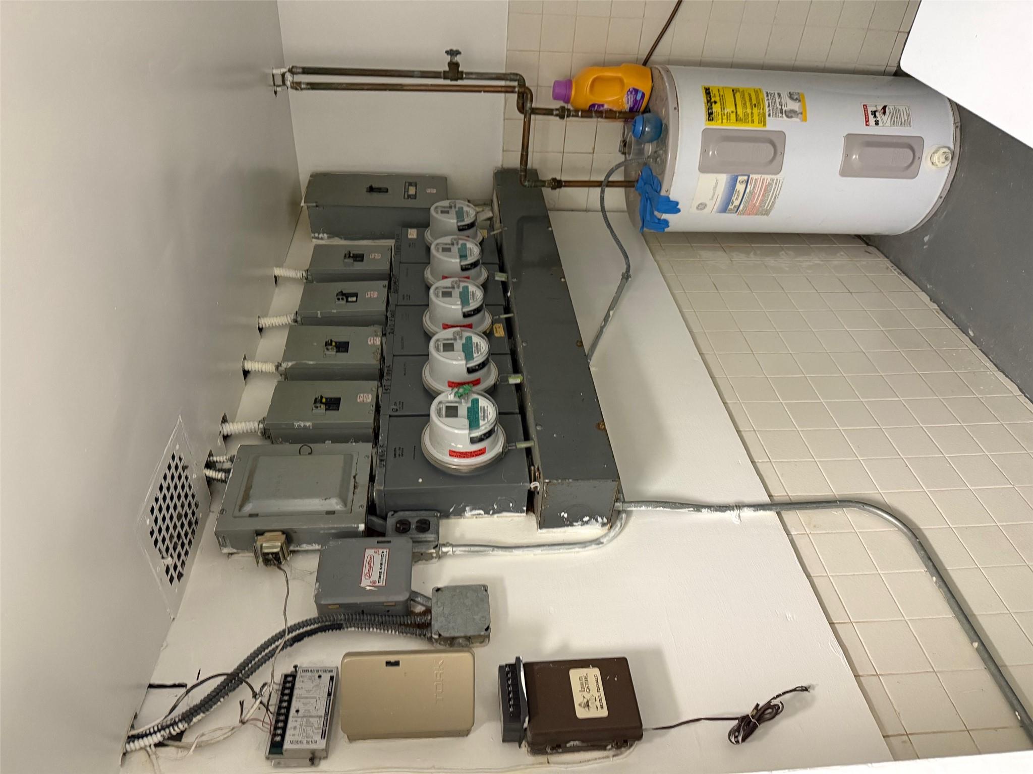 11949 6th Avenue, College Point, NY 11356