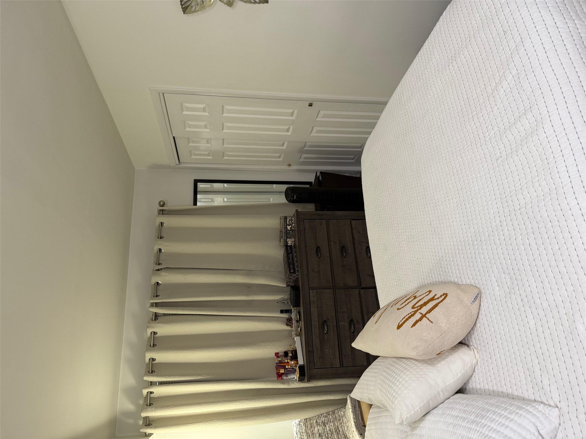 11949 6th Avenue, College Point, NY 11356