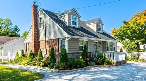 40 South Cherry Valley, West Hempstead, NY 11552-1840
