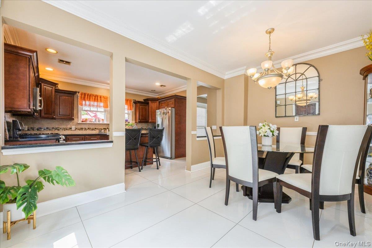 732 Sunrise Avenue, Bellmore, NY 11710