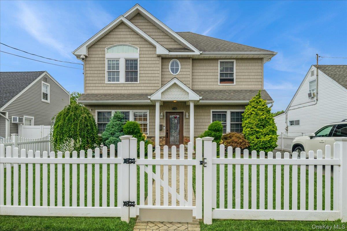732 Sunrise Avenue, Bellmore, NY 11710