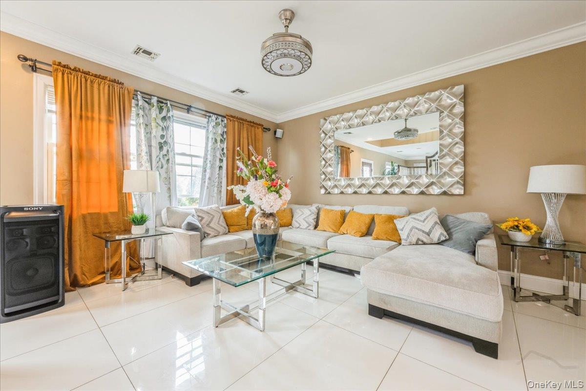 732 Sunrise Avenue, Bellmore, NY 11710