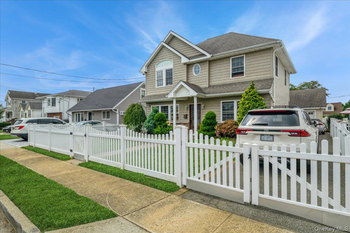 732 Sunrise Avenue, Bellmore, NY 11710