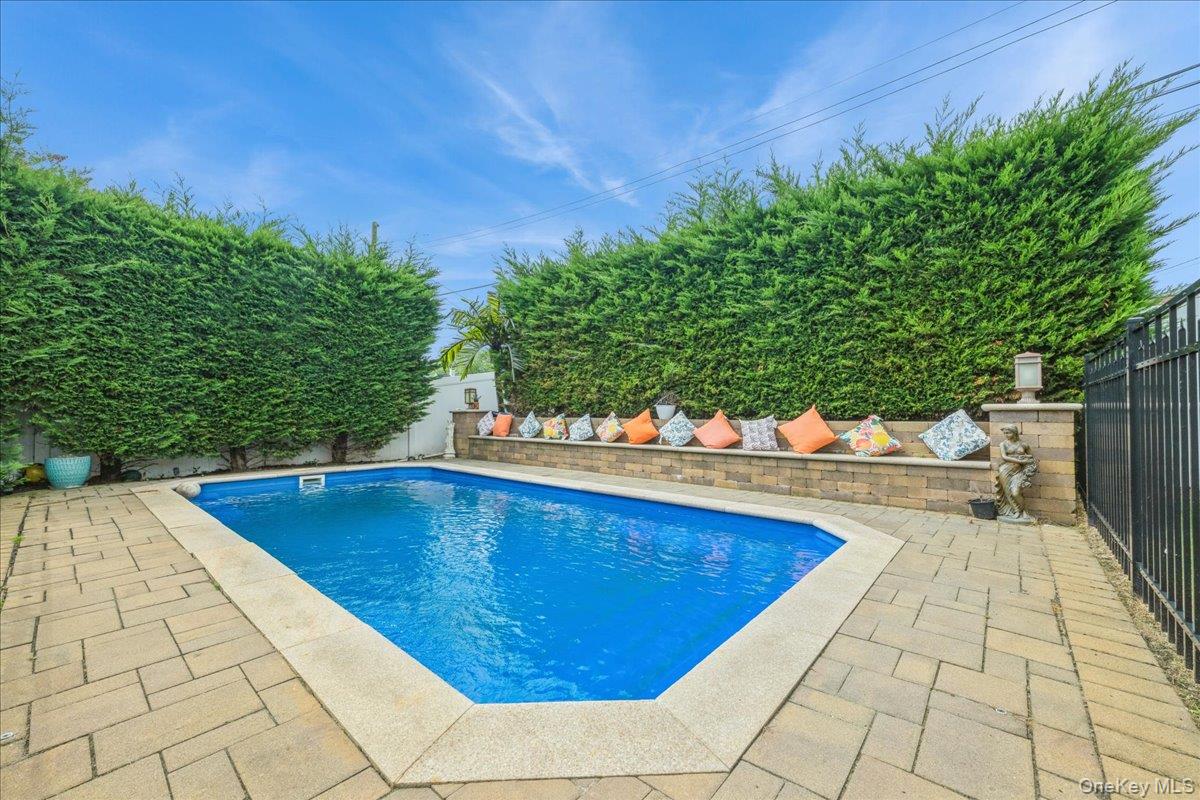 732 Sunrise Avenue, Bellmore, NY 11710