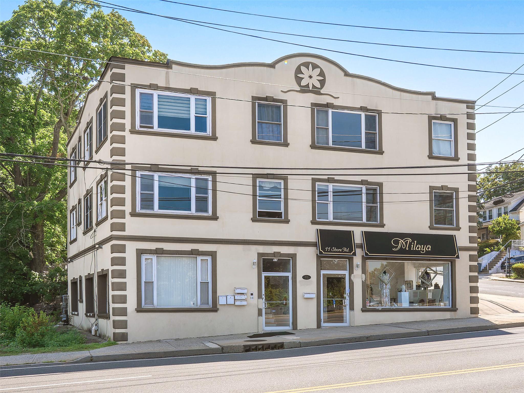 11 Shore Road # Apt 2, Port Washington, NY 11050